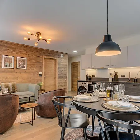 White Pearl A02 - Alpes Travel - - Sleeps 4 Apartment Chamonix