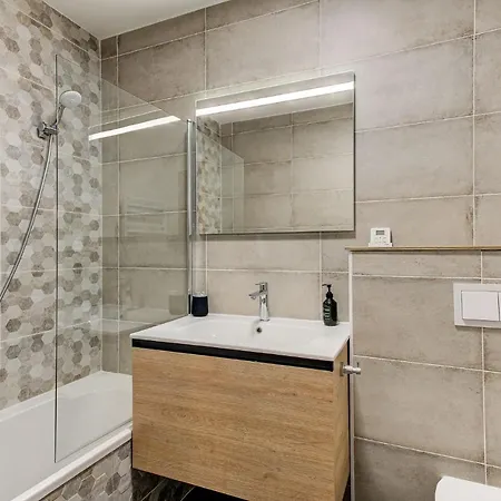 Apartment White Pearl A02 - Alpes Travel - - Sleeps 4 *